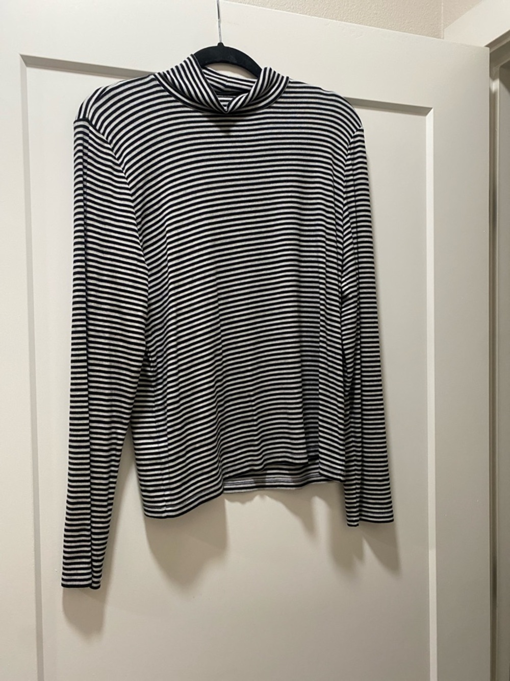 Striped Long-Sleeve Mock Neck Top - Black & White